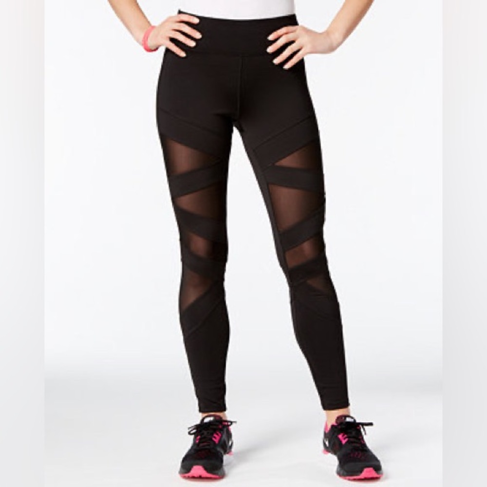Jessica Simpson the warm up black leggings